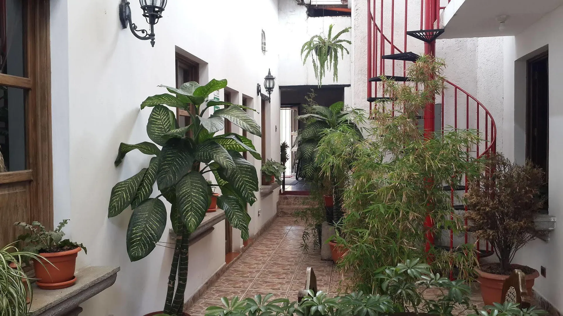 Hotel Las Piletas Antigua